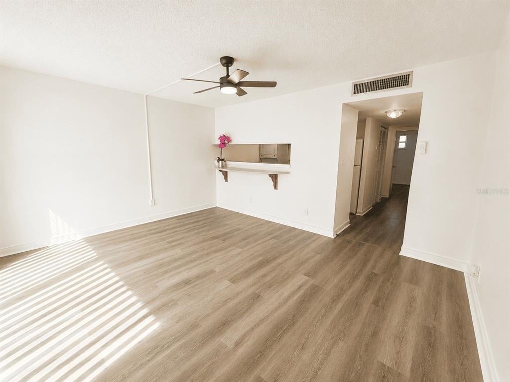 5820 N Church Avenue - Photo 3