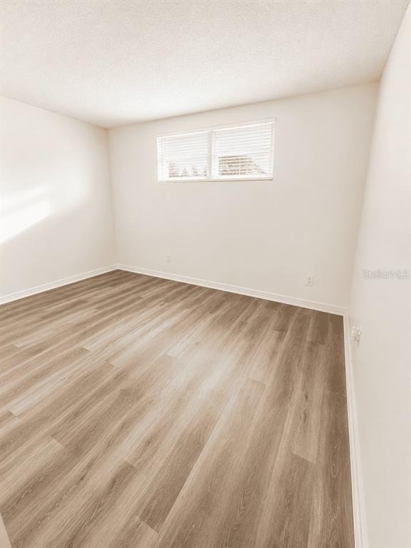 5820 N Church Avenue - Photo 8
