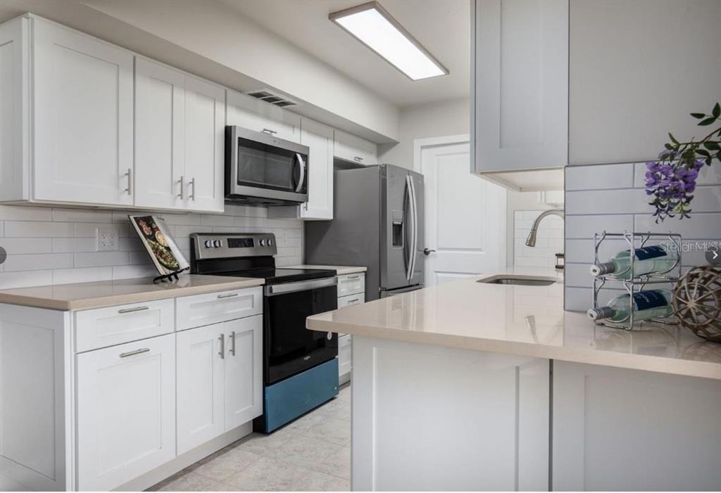 10355 Paradise Boulevard - Photo 8