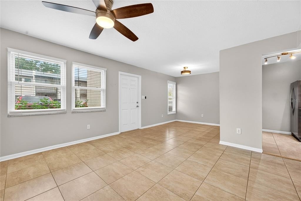 527 S Lincoln Avenue - Photo 10