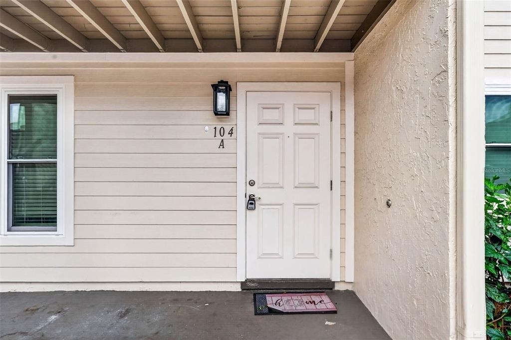 527 S Lincoln Avenue - Photo 1