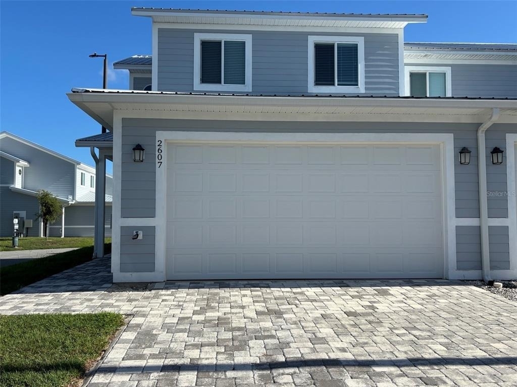 2607 Tanoak Terrace - Photo 0