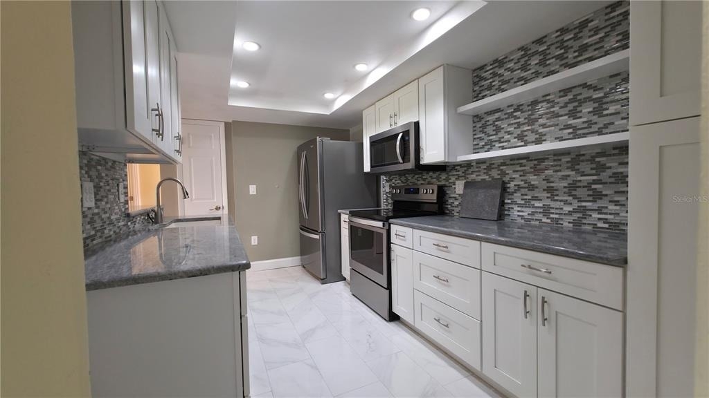 2025 Sylvester Road - Photo 9