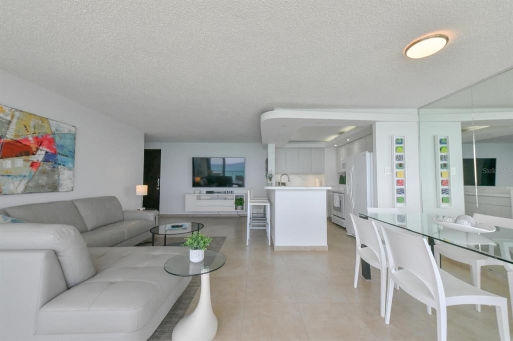 4745 Isla Verde Avenue - Photo 9
