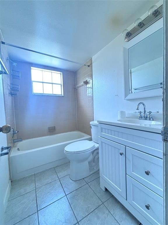 576 Fairways Lane - Photo 3