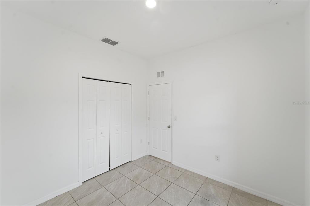 983 Pyracantha Street - Photo 22