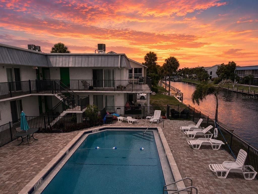 4963 Viceroy Street - Photo 7