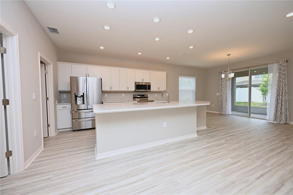 1731 Oceania Avenue - Photo 2
