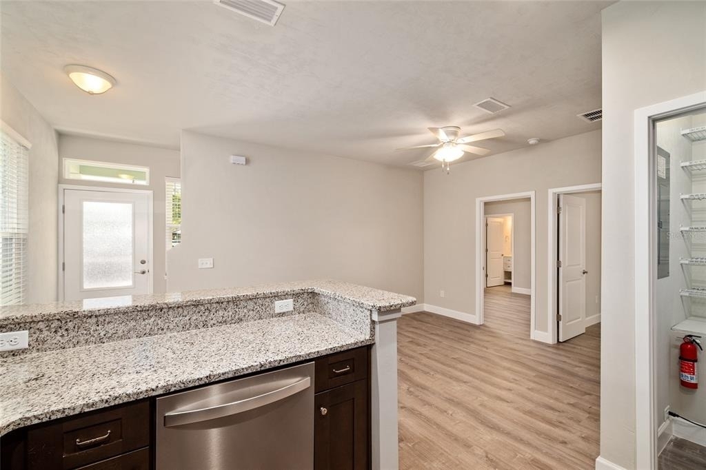 622 Nw 3rd Avenue - Photo 5