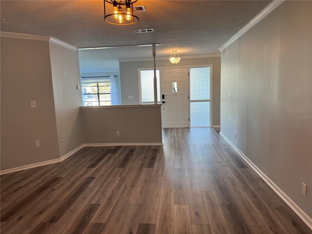 16 Courtney Place - Photo 9
