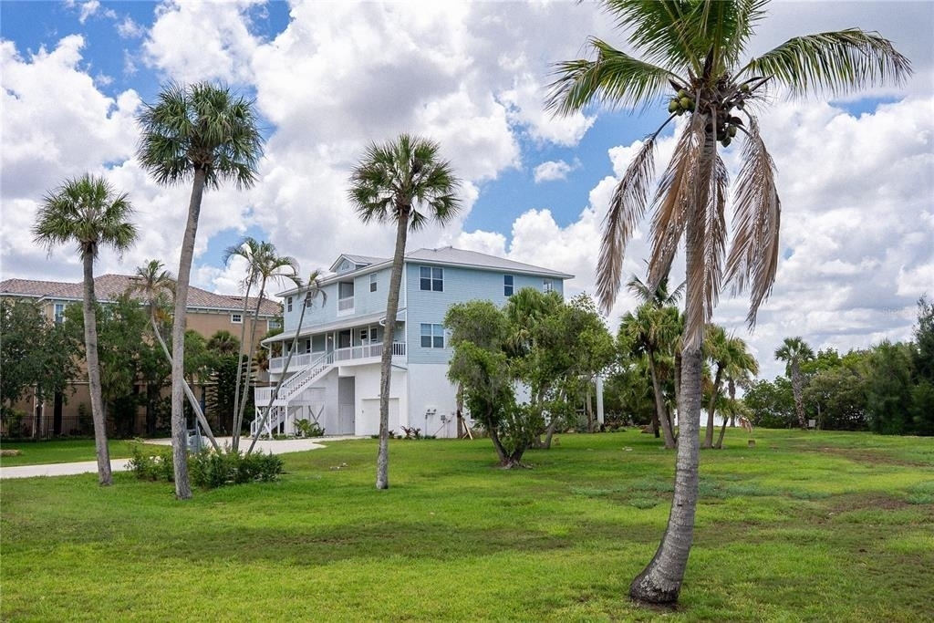 2424 Bay Drive - Photo 32