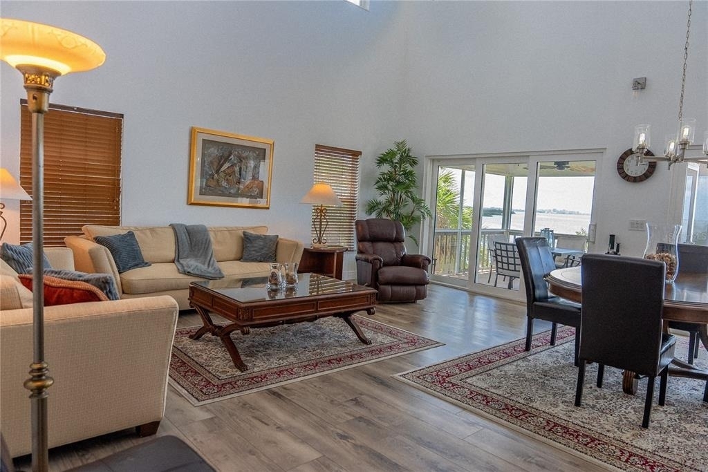 2424 Bay Drive - Photo 16
