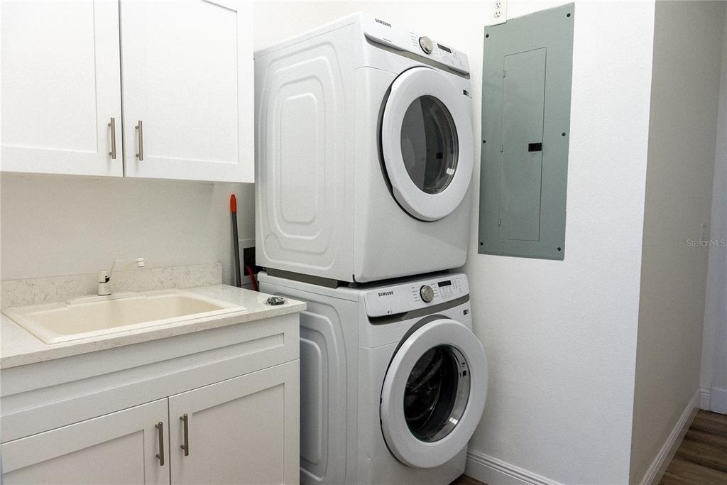 2424 Bay Drive - Photo 8