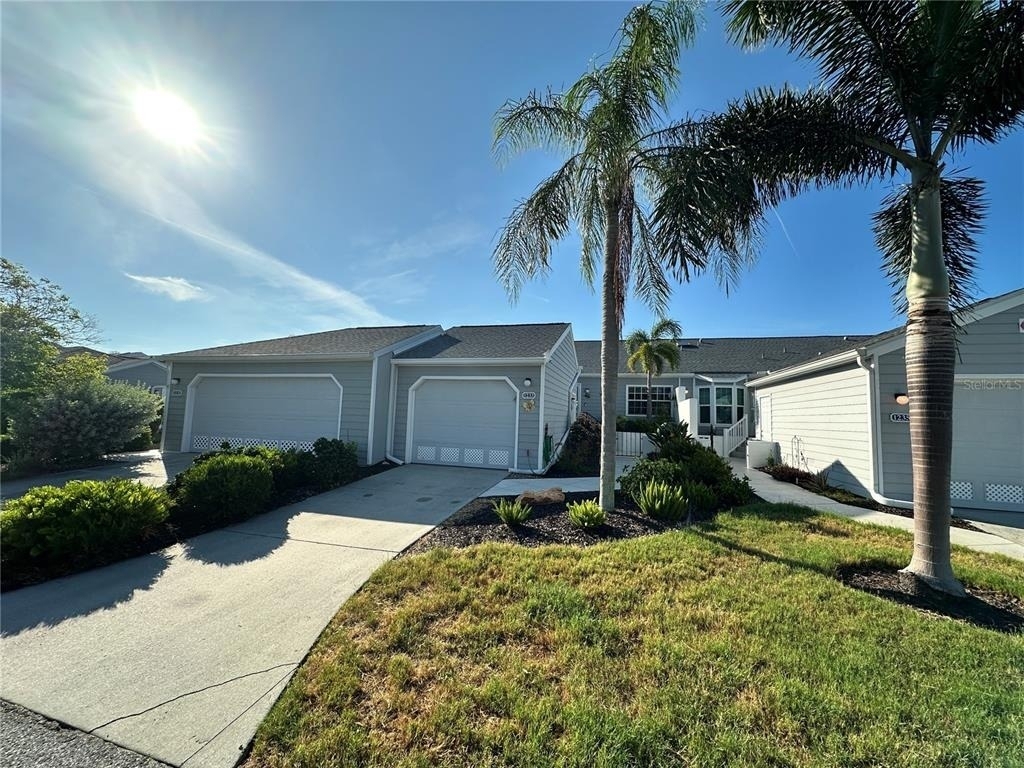 1233 Spoonbill Landings Circle - Photo 0