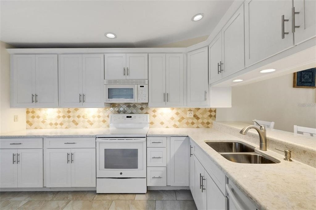 1233 Spoonbill Landings Circle - Photo 4