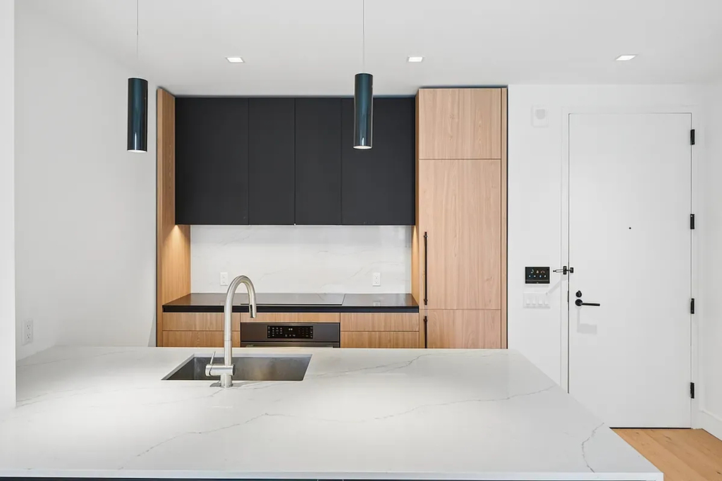 312 West 43rd Street - Photo 1