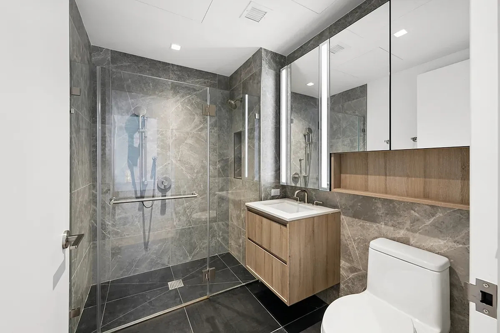 312 West 43rd Street - Photo 9