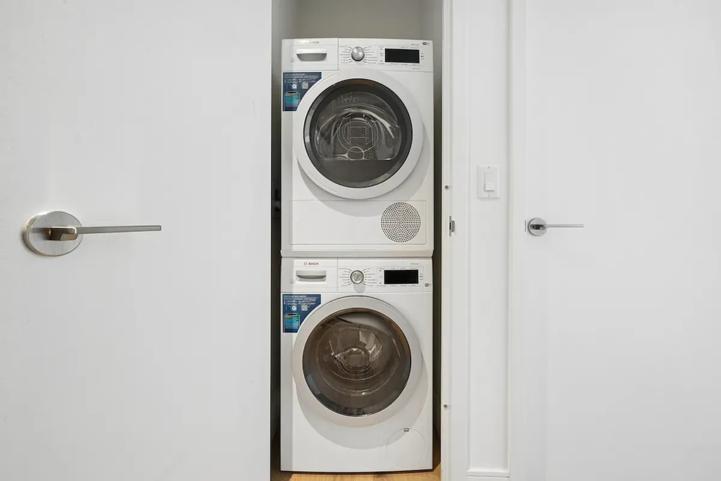 312 West 43rd Street - Photo 11