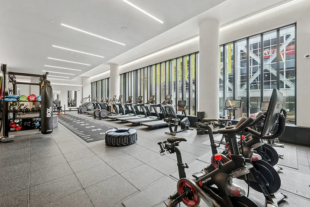 312 West 43rd Street - Photo 17