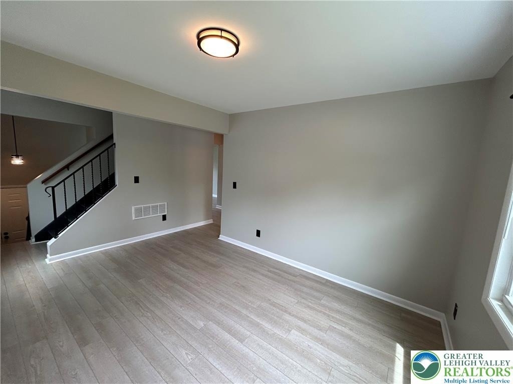 226 Vista Drive - Photo 4