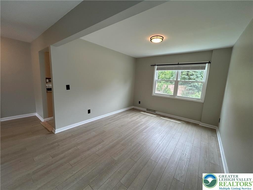 226 Vista Drive - Photo 3