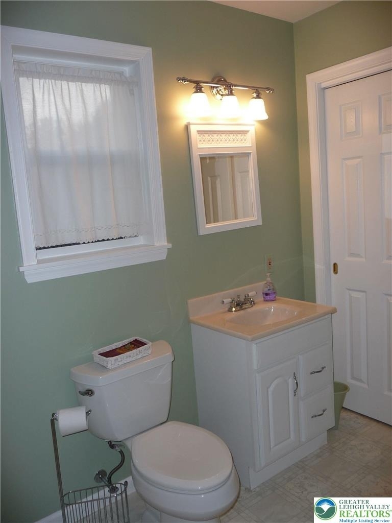 4705 Pheasant Run Court - Photo 3