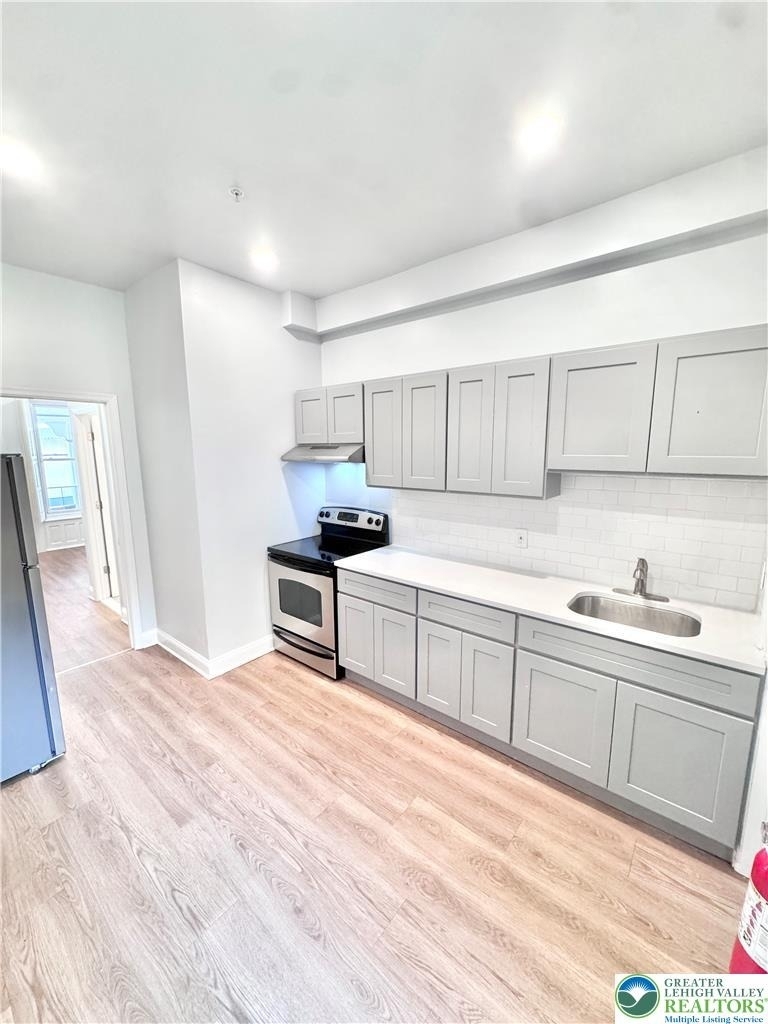 829 W Linden Street - Photo 7