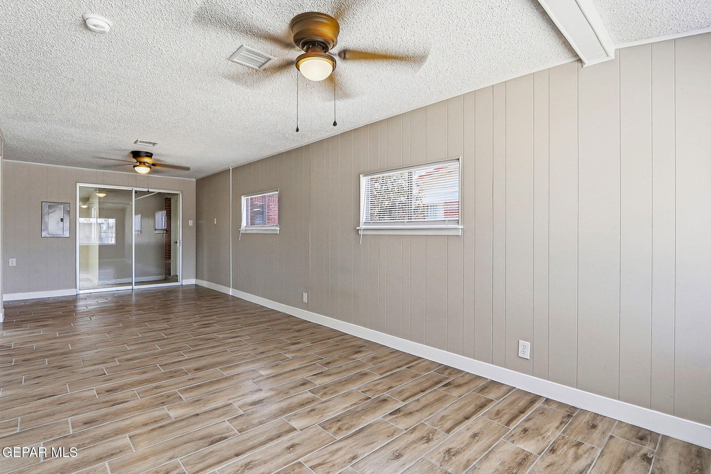 5704 Sage Court - Photo 12