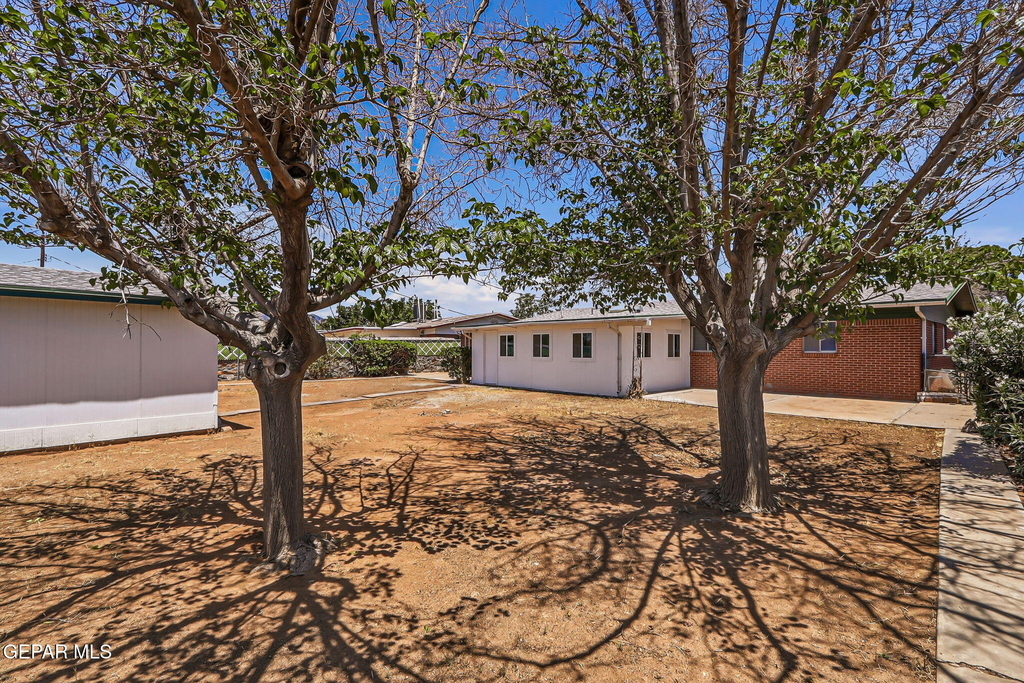 5704 Sage Court - Photo 34