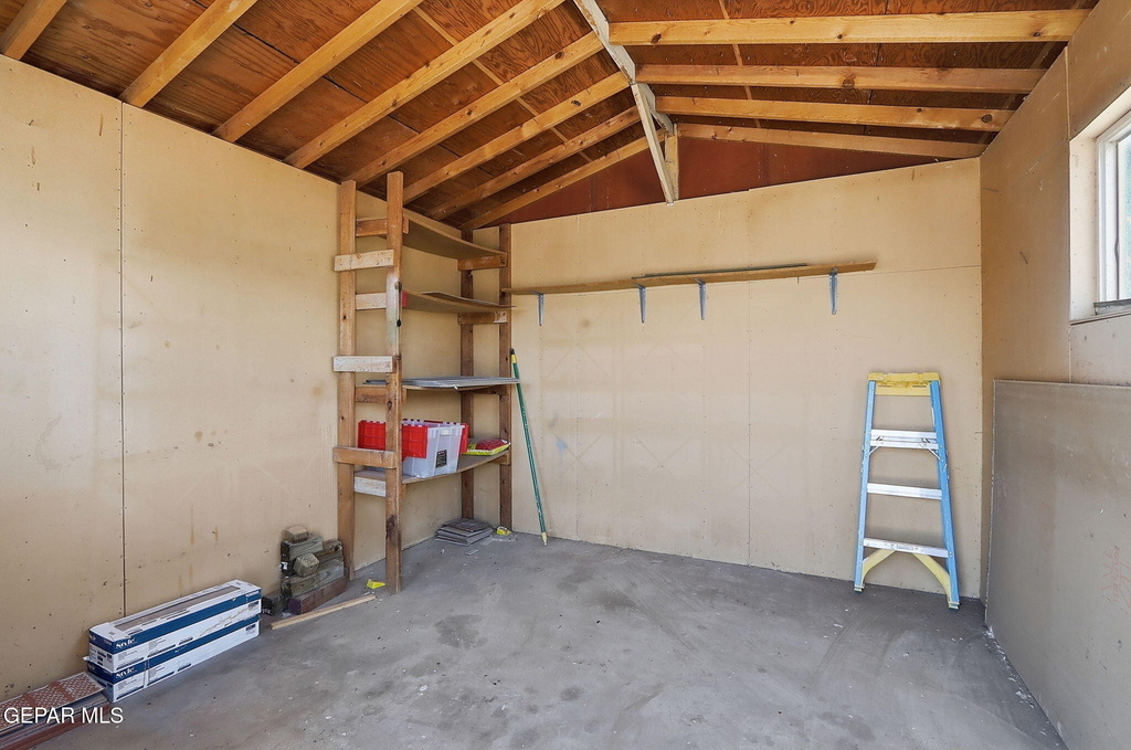 5704 Sage Court - Photo 36