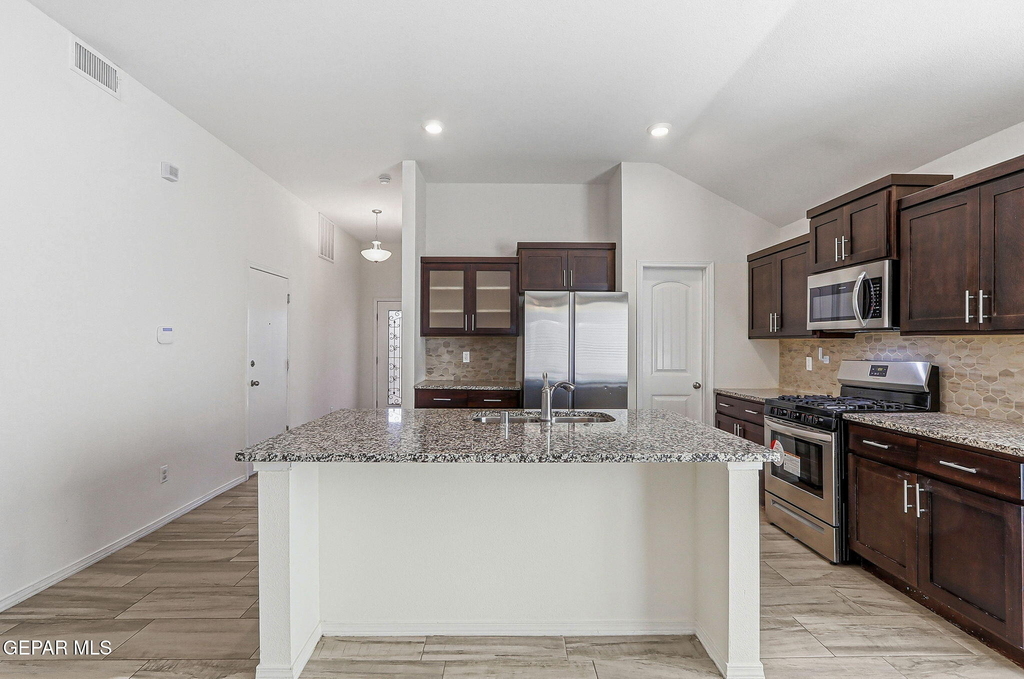 13745 Lago Vista Avenue - Photo 8