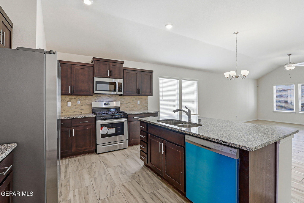 13745 Lago Vista Avenue - Photo 5