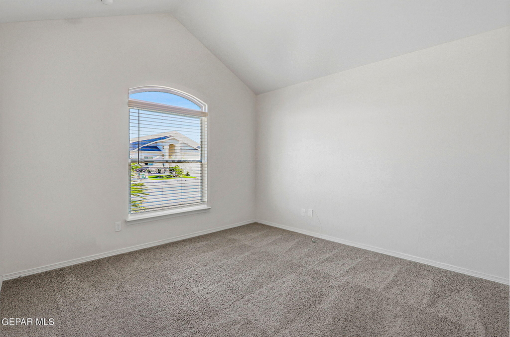 13745 Lago Vista Avenue - Photo 3