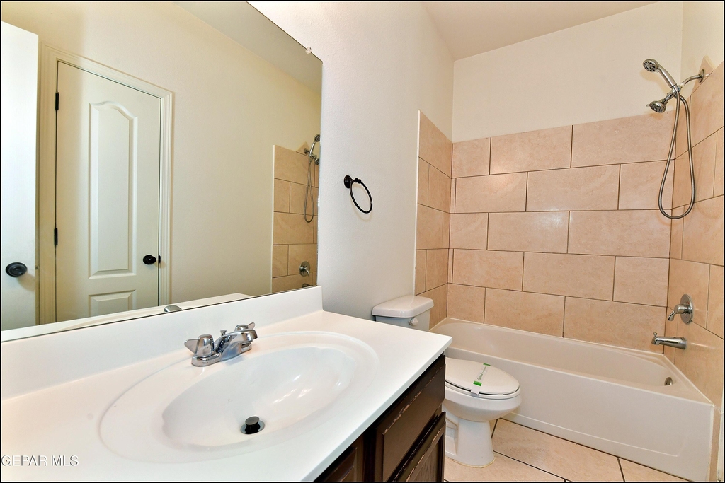 13136 Wellington - Photo 29