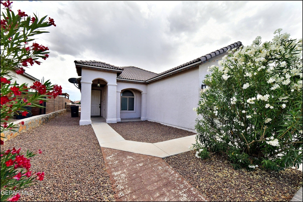 13136 Wellington - Photo 1