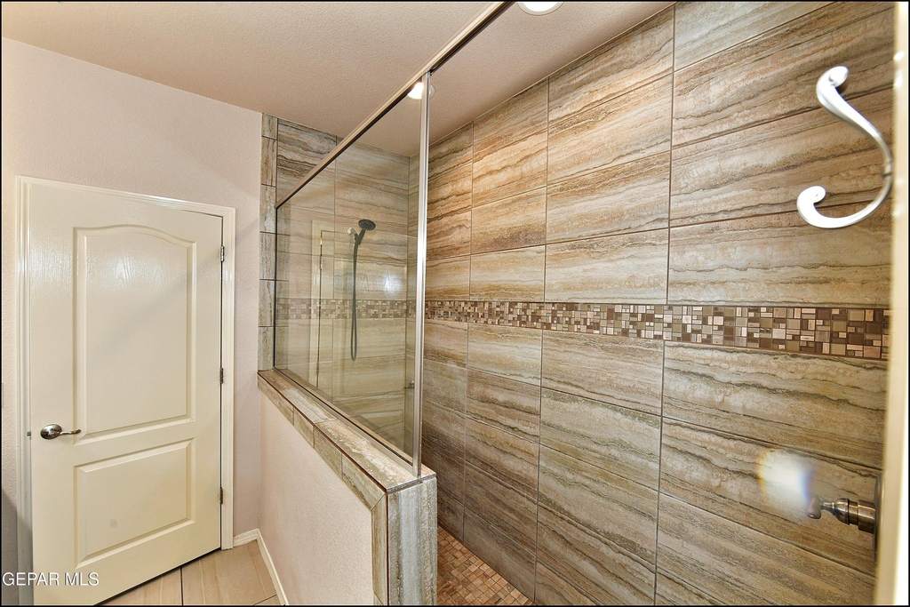 1908 William Caples Street - Photo 22