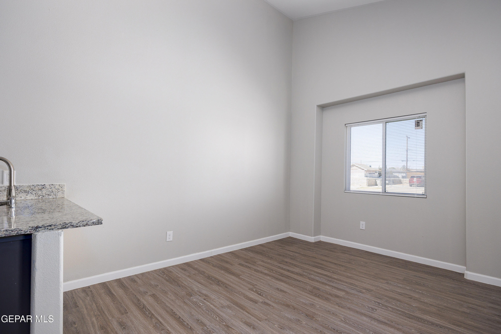 5204 Sun Valley - Photo 3