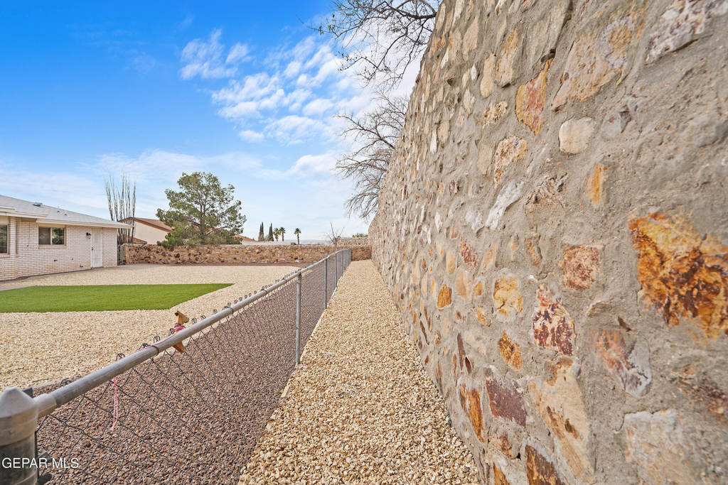 7141 Gran Vida Drive - Photo 29