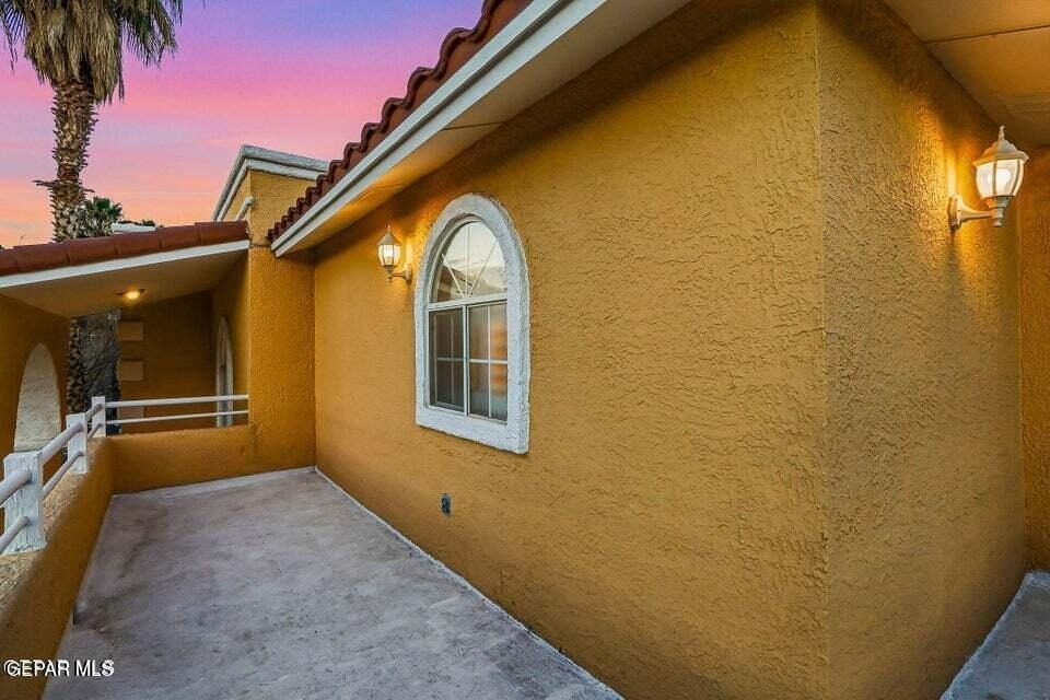 650 Vera Court - Photo 39