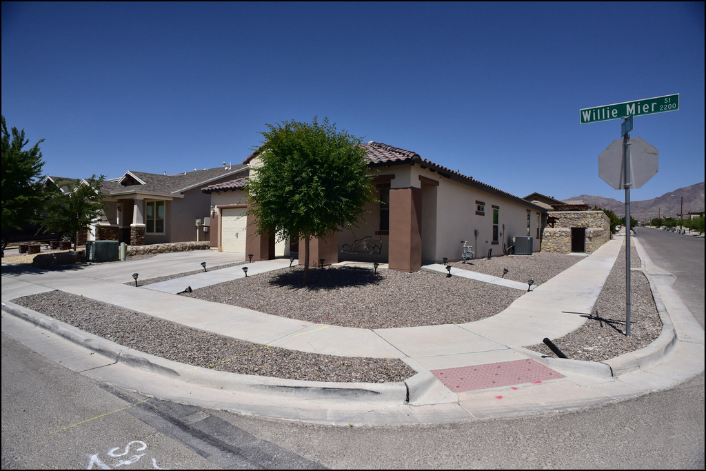 2200 Willie Mier Street - Photo 0