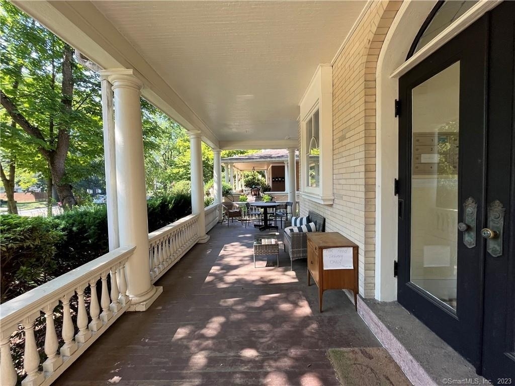 738 Whitney Avenue - Photo 2
