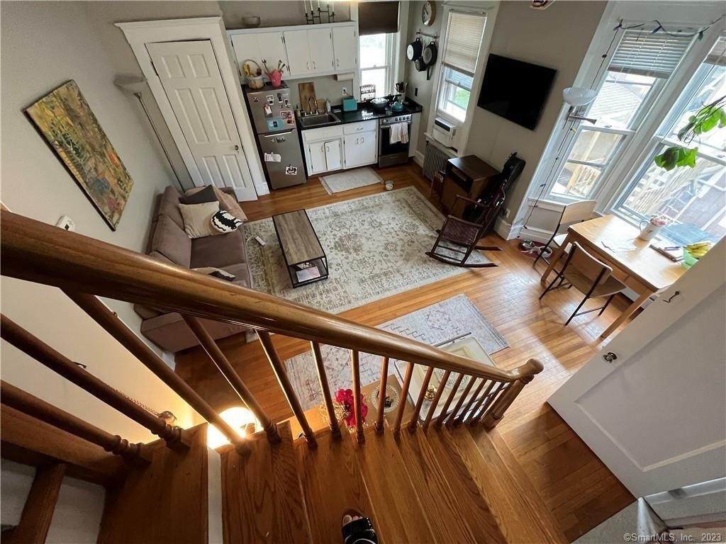738 Whitney Avenue - Photo 0