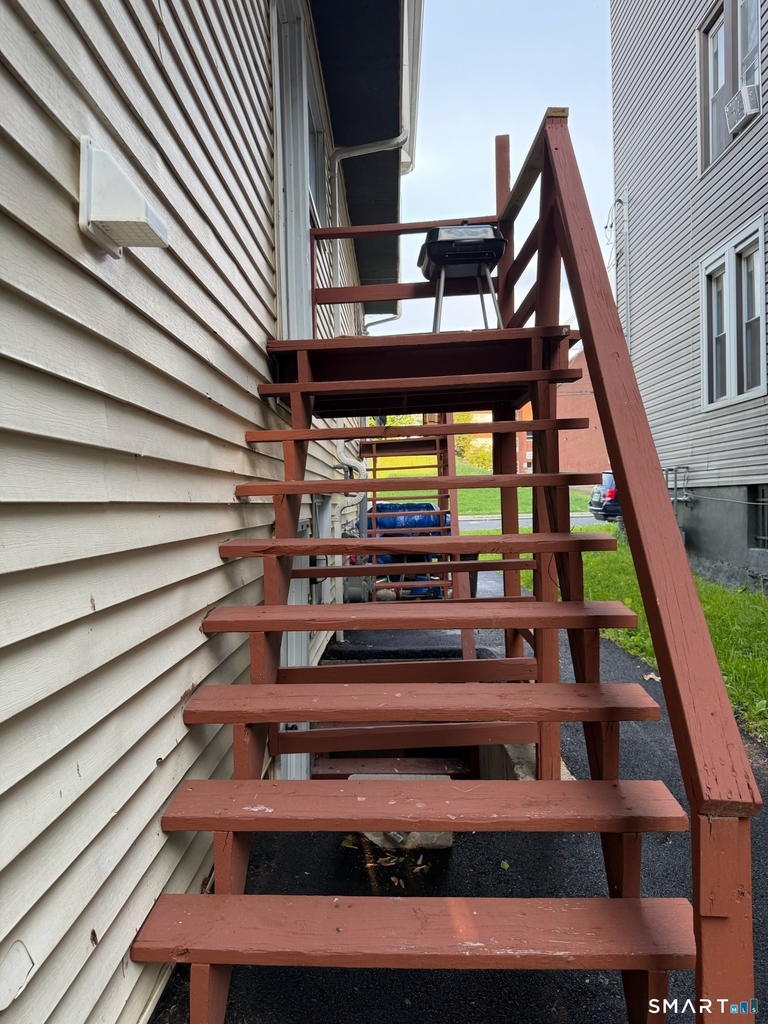 71 Williams Street - Photo 15