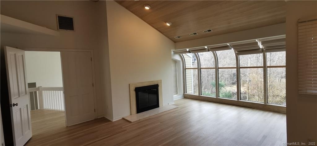 103 Silver Creek Lane - Photo 11