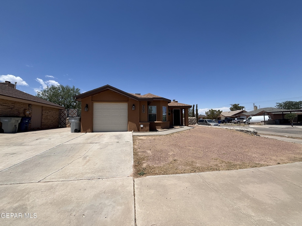 11837 Jim Ryan Lane - Photo 0
