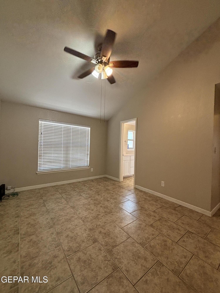 11837 Jim Ryan Lane - Photo 13