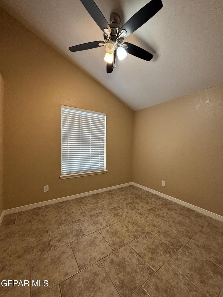 11837 Jim Ryan Lane - Photo 6