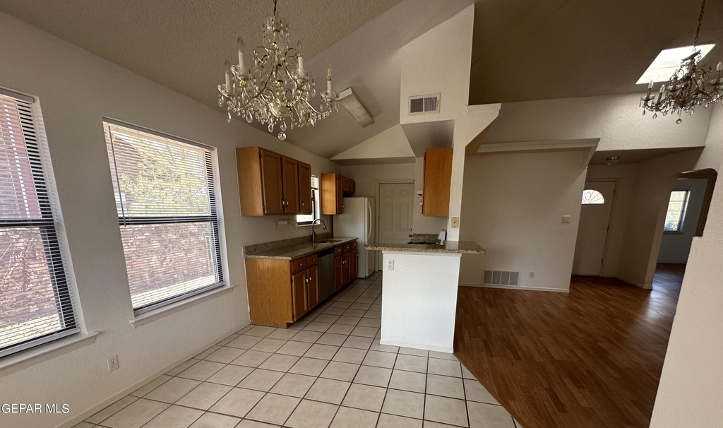 7324 Canyon Run Drive - Photo 6