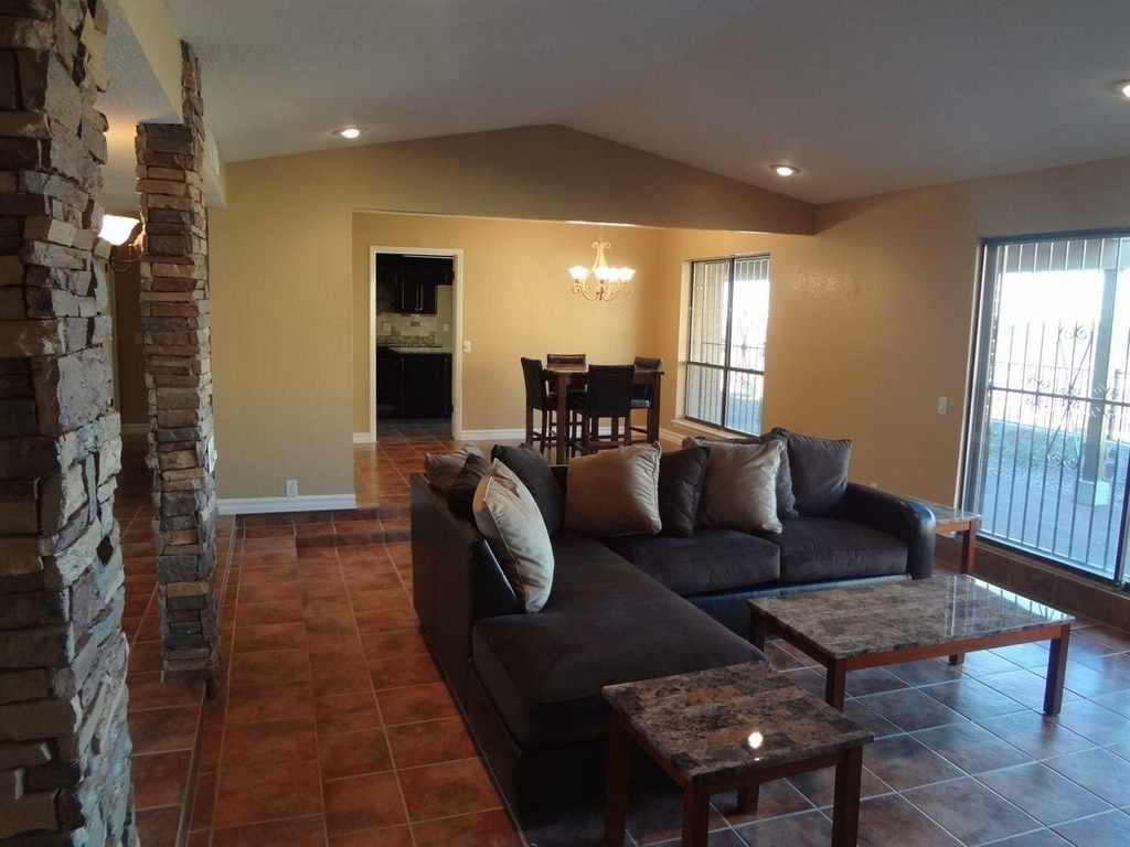 320 Barbaree Drive - Photo 11