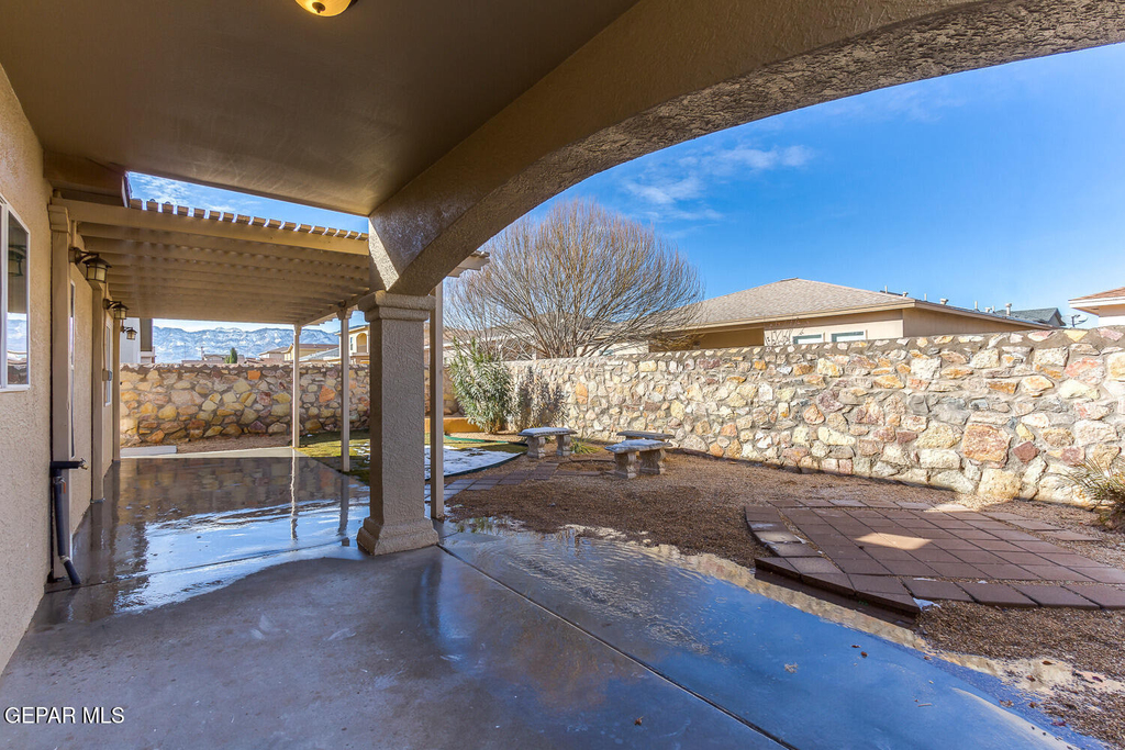 5819 Redstone Rim Drive - Photo 23